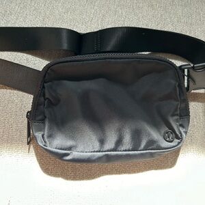 Lulu Lemon Beltbag